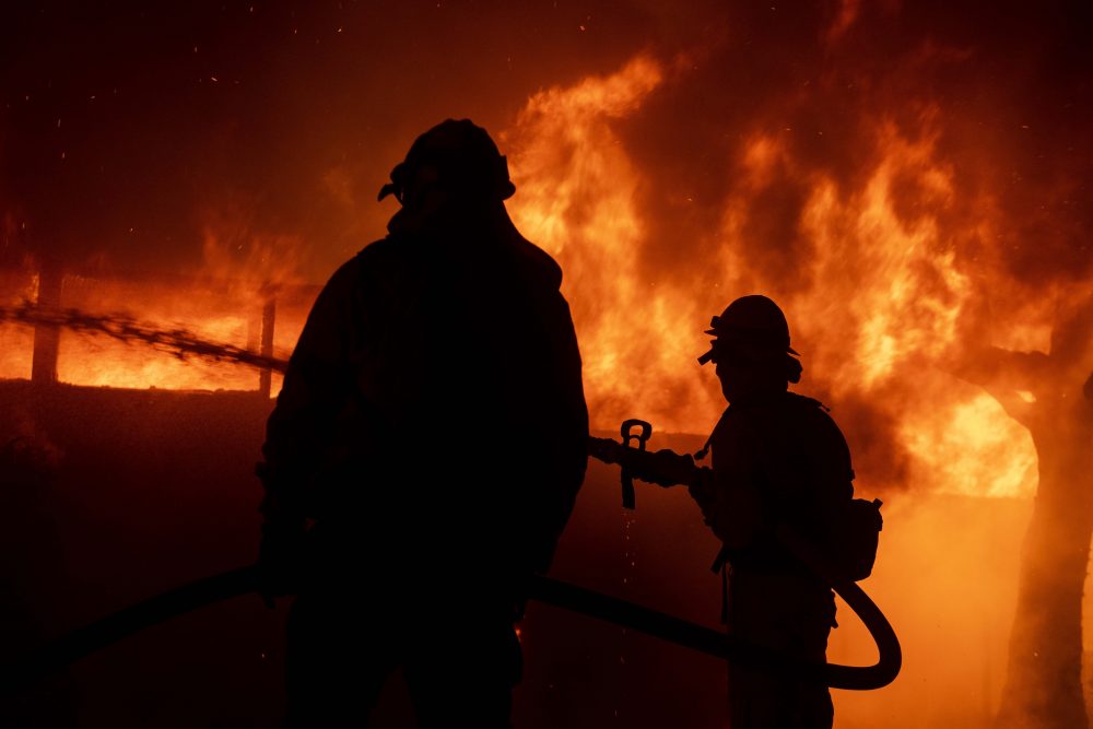 California_Wildfires_Blackout_27328