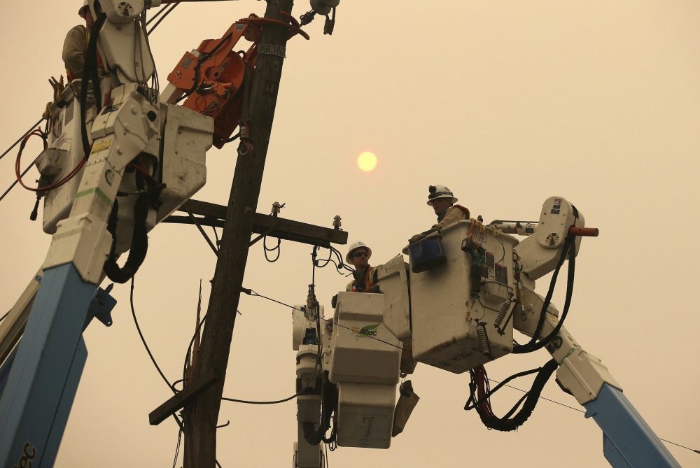 California_Wildfires_Power_Shutoff_95034