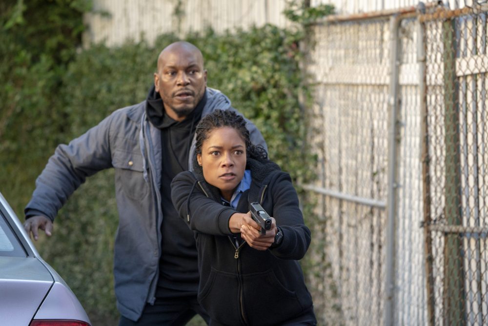 Film_Review_-_Black_and_Blue_42926