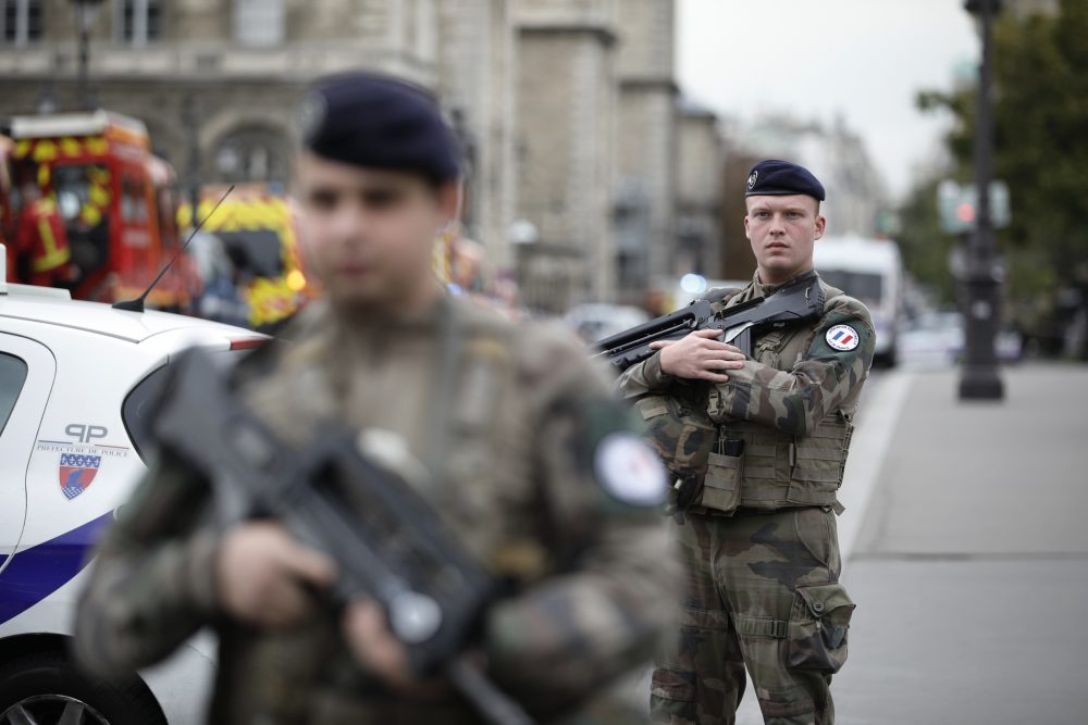 France_Police_Attack_46010