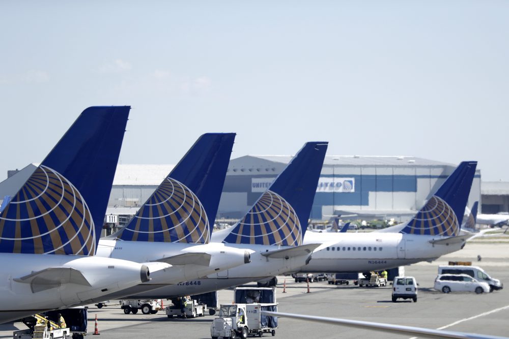 US_Diverted_Plane_50354