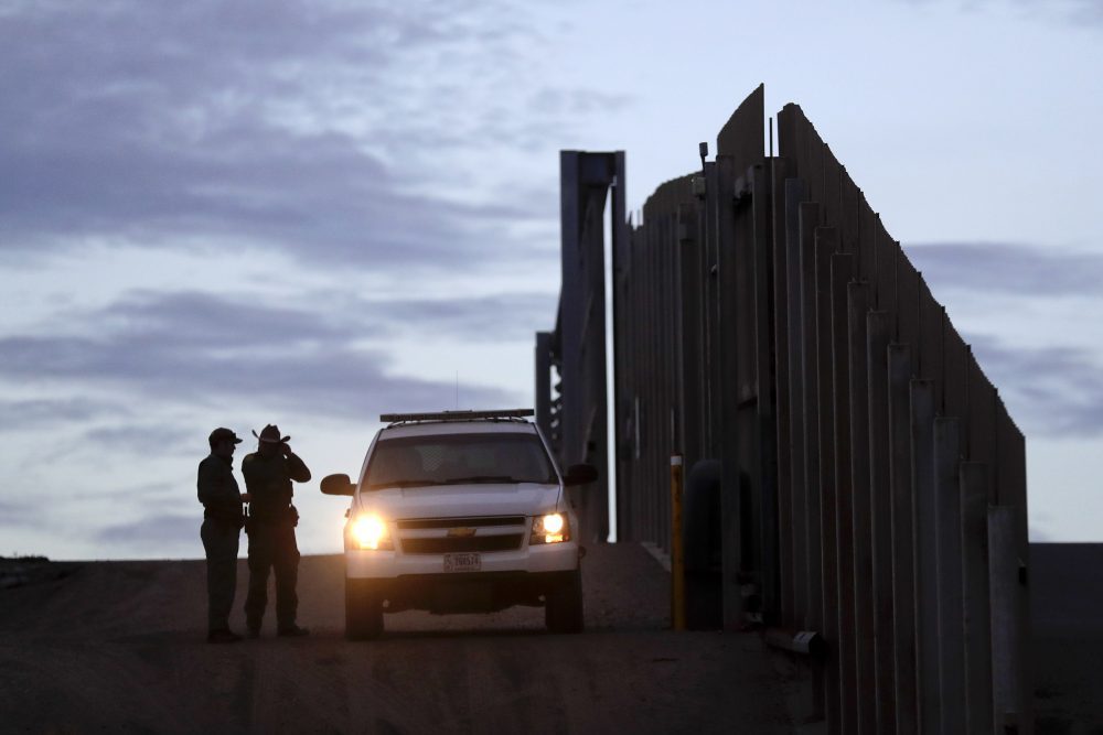 Immigration_Asylum_Ban_81665