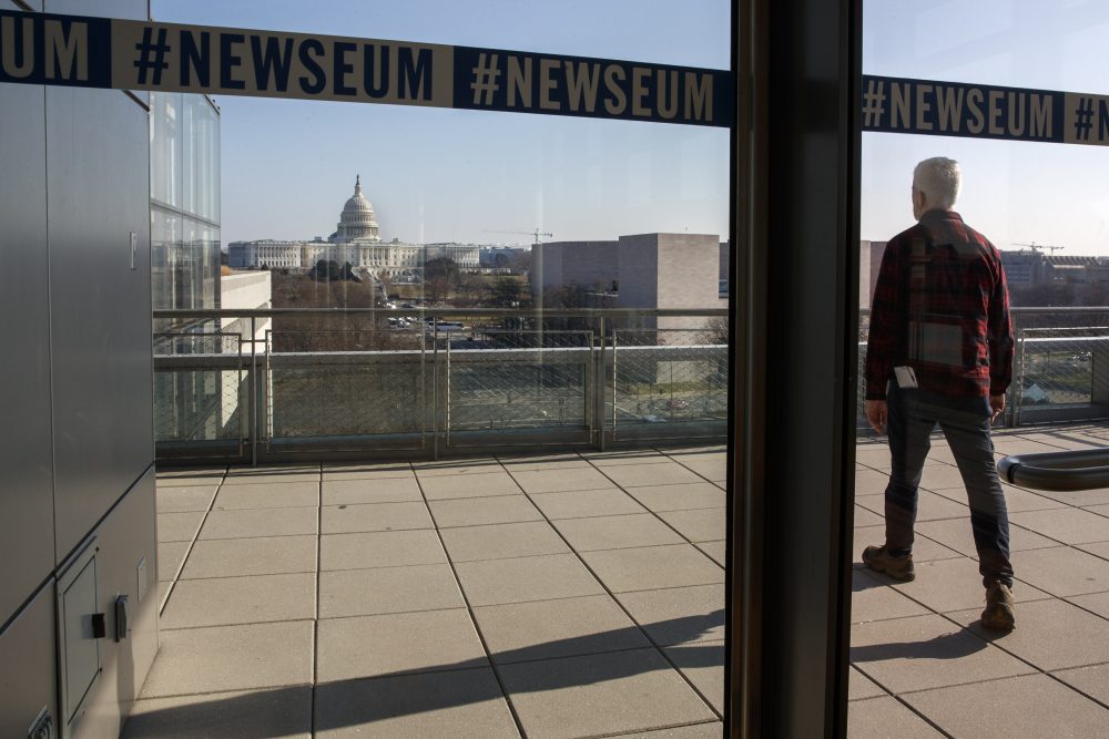 Newseum_Closing_07056