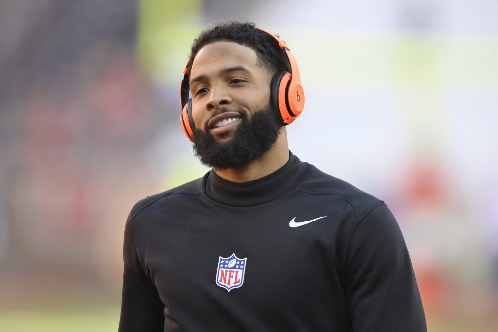 Browns_Beckham_Football_58378