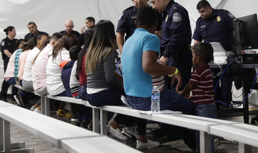Immigration-Remain_in_Mexico_92195