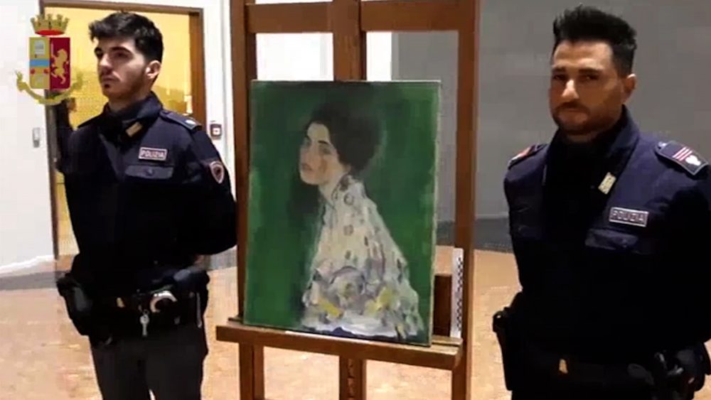 Italy_Stolen_Klimt__05811