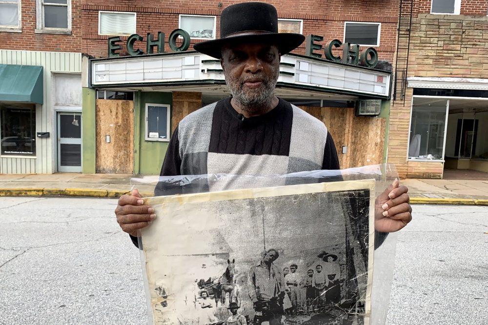 Racist_Store_Redeemed_52159