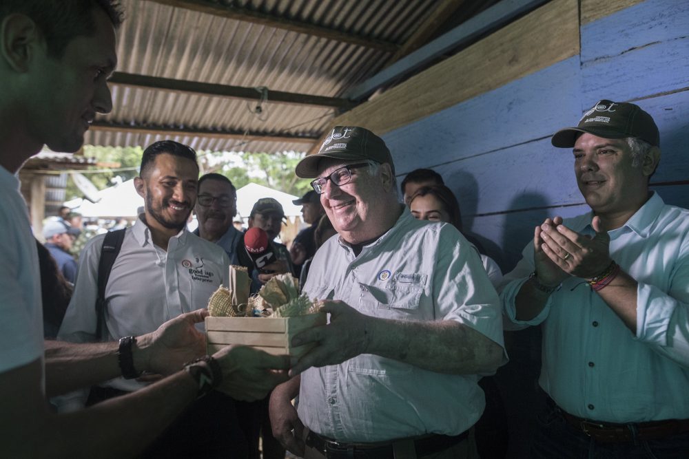Colombia_Buffett's_Drug_War_87307