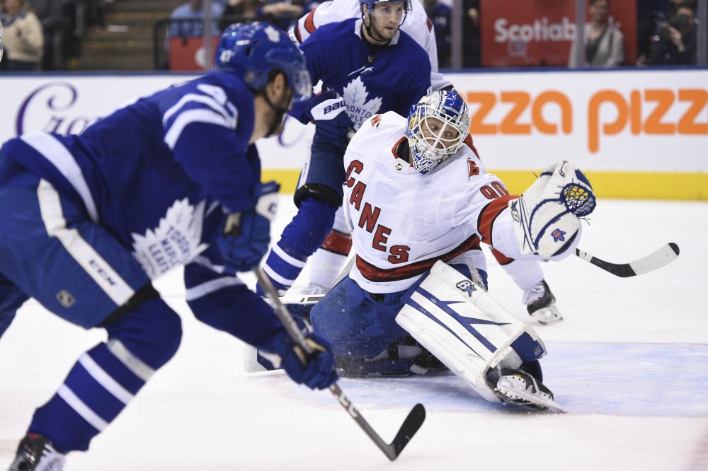 Hurricanes_Maple_Leafs_Hockey_80959