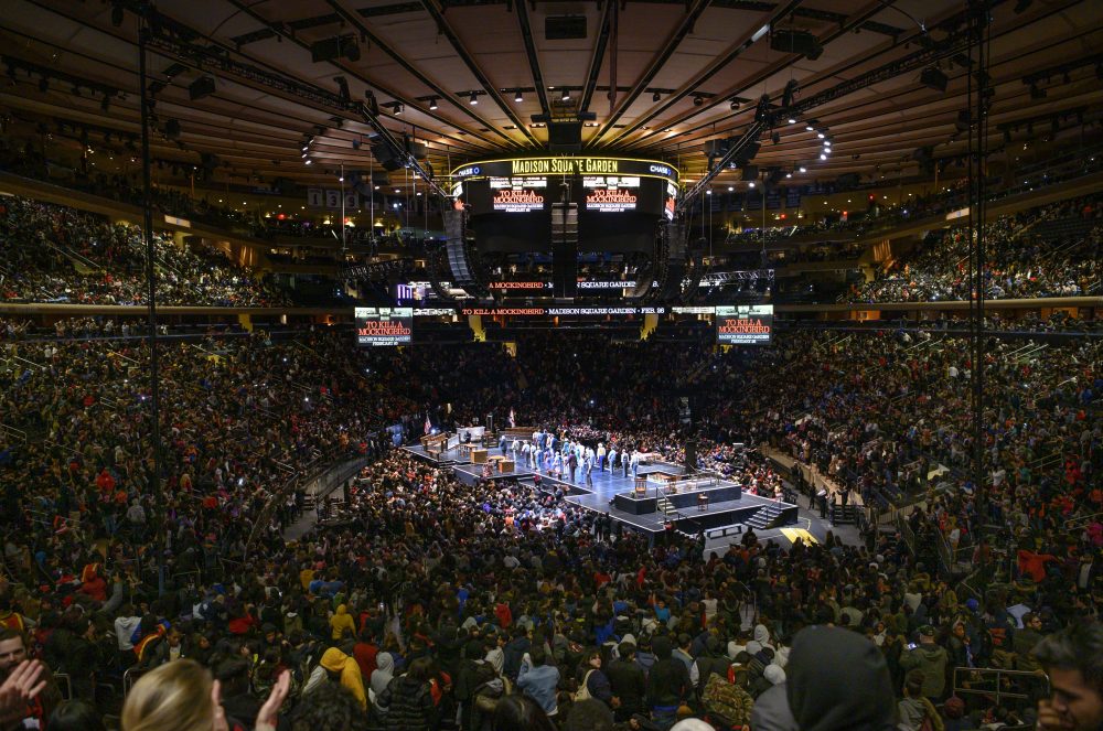 Theater-To_Kill_a_Mockingbird-Garden_69754