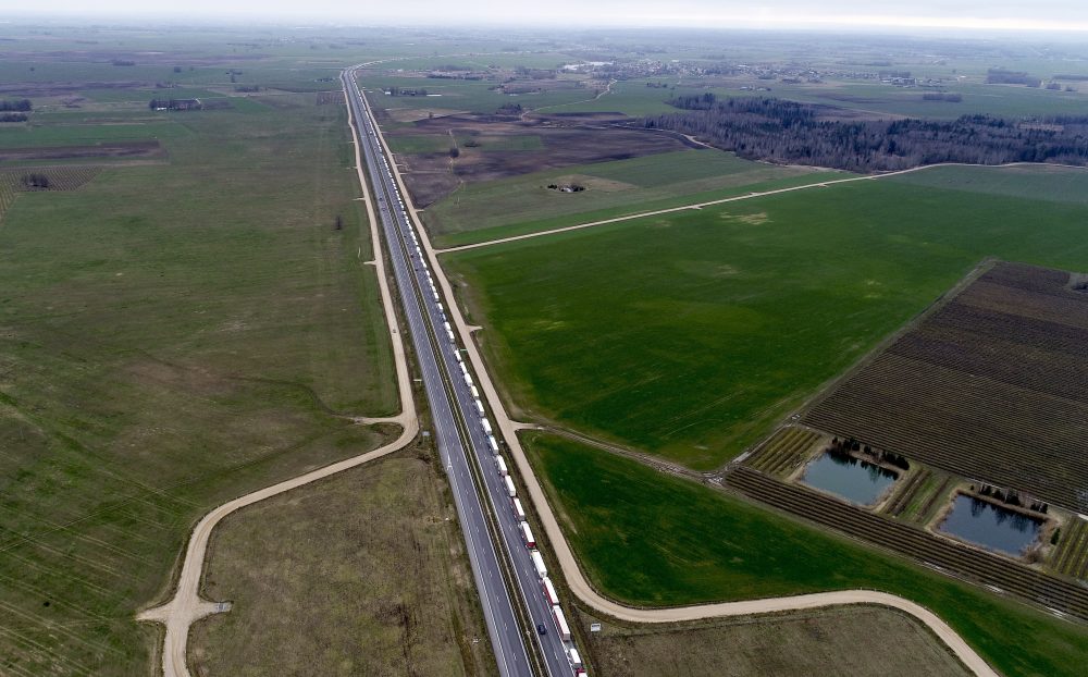 APTOPIX_Lithuania_Virus_Outbreak_29368