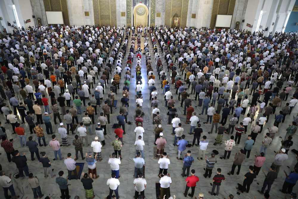 APTOPIX_Virus_Outbreak_Indonesia_85355