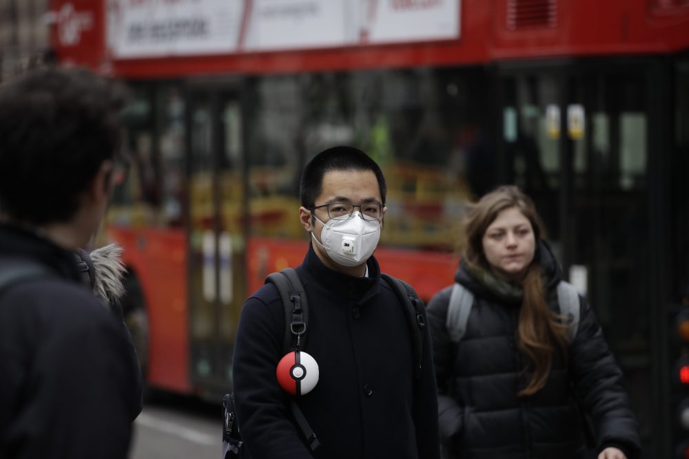 Britain_Virus_Outbreak_03279