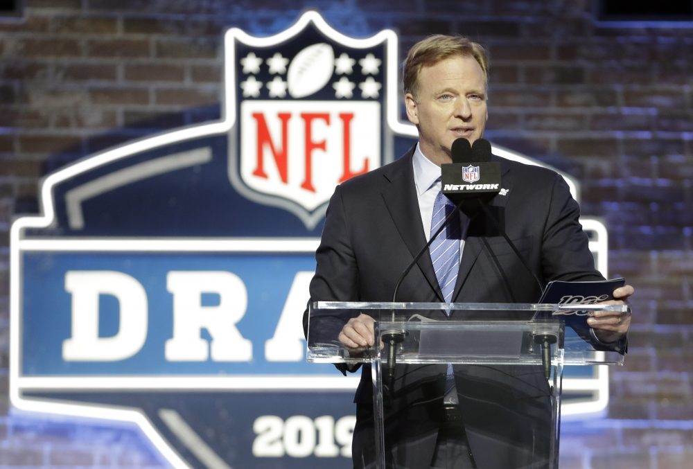 Goodell_Draft_Football_99796