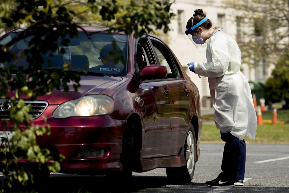 Virus_Outbreak_Testing_Troubles_53900