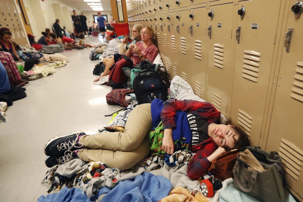 Virus_Outbreak_Tornado_Shelters_27337