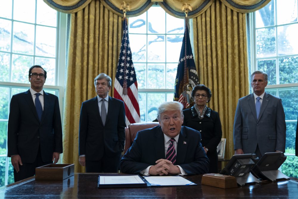 Virus_Outbreak_Trump_33673