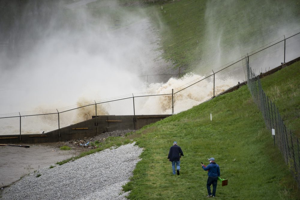 APTOPIX_Midwest_Flooding_92857