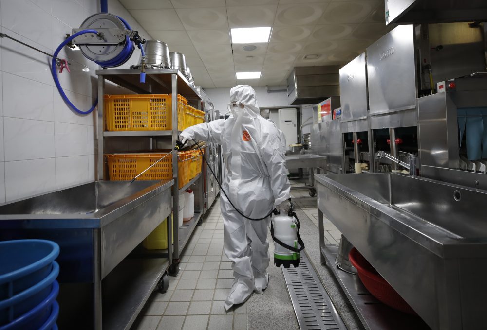 APTOPIX_Virus_Outbreak_South_Korea_05973