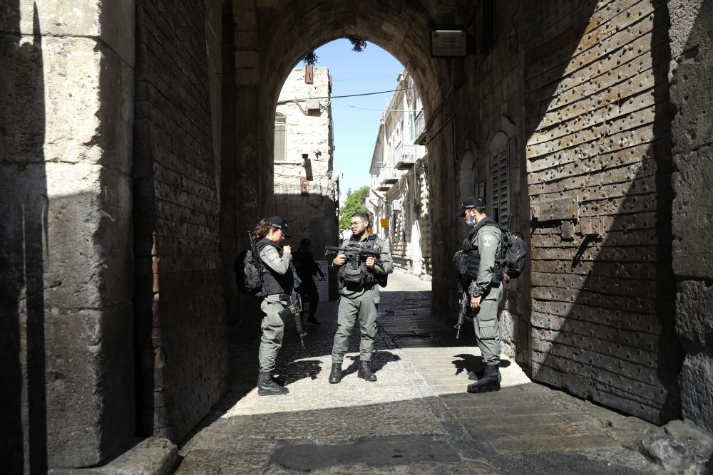 Israel_Palestinians_12431