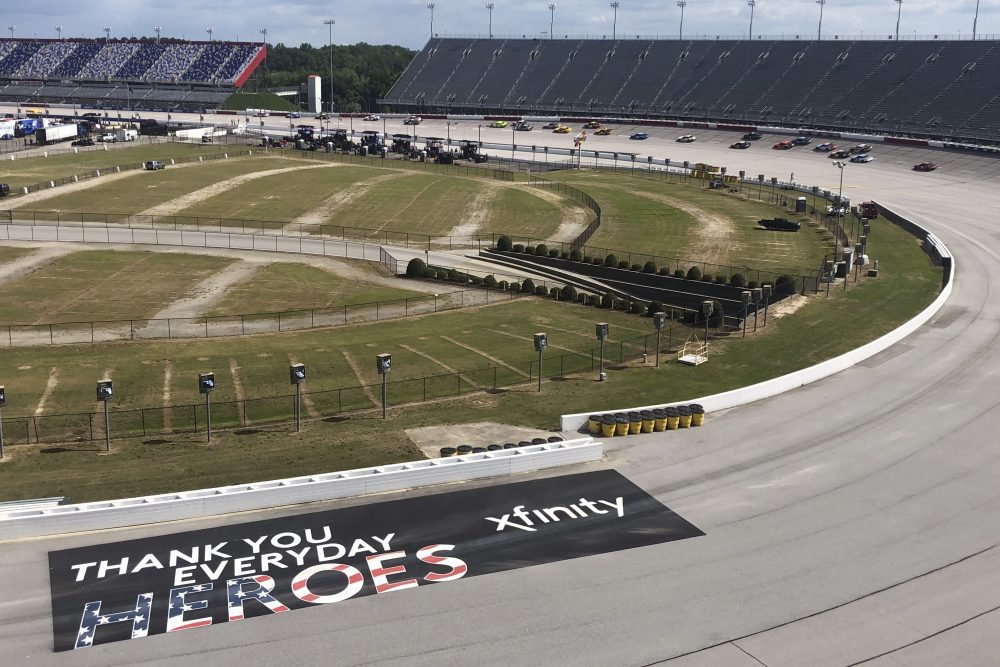 NASCAR_Darlington_Auto_Racing_52901