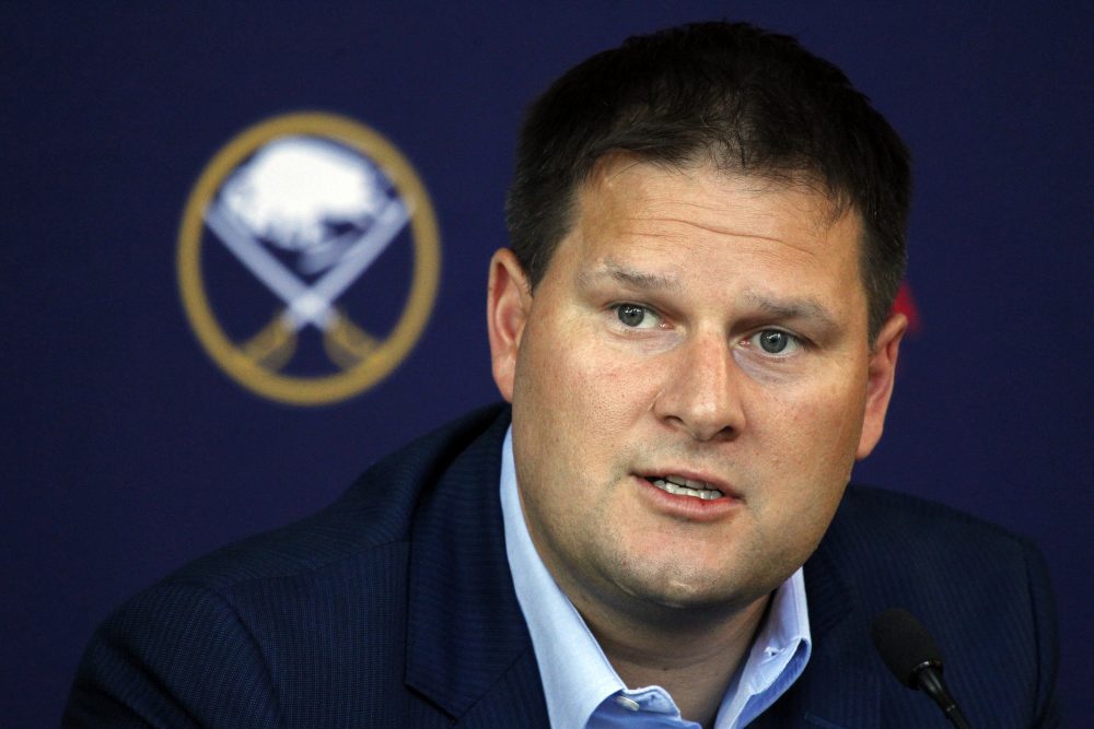 Sabres_Pegula_Hockey_31200