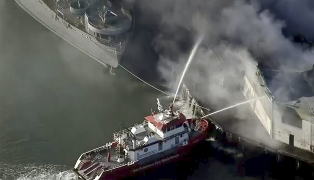 San_Francisco_Pier_Fire_41949