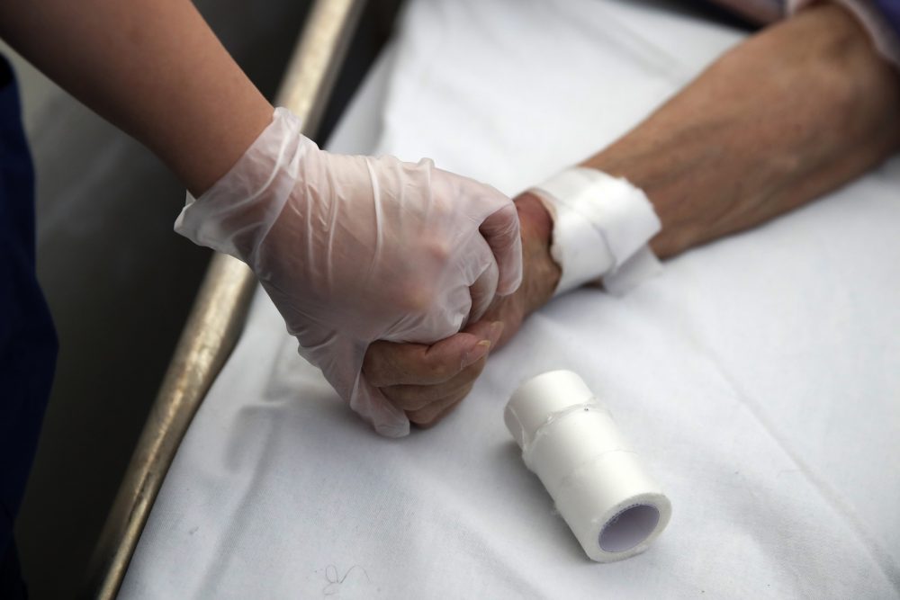 Virus_Outbreak_Greece_Hospital_Volunteers_Photo_Gallery_60602