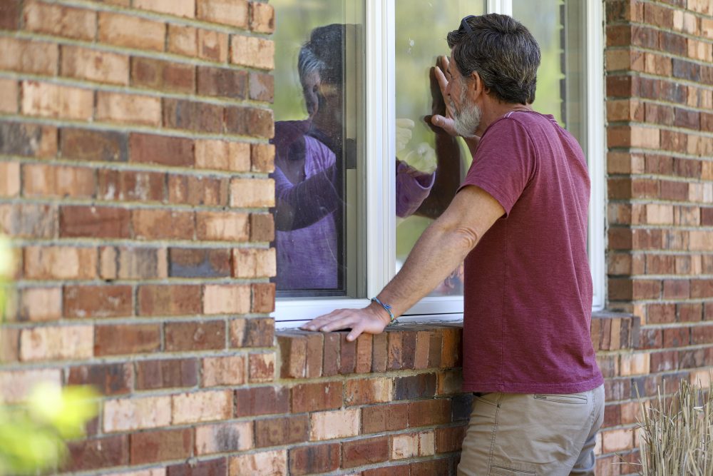 Virus_Outbreak_Nursing_Homes_30499