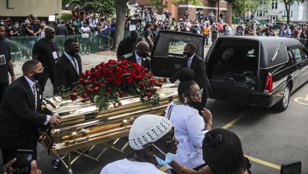 CORRECTION_APTOPIX_America_Protests_George_Floyd_Memorial_45445