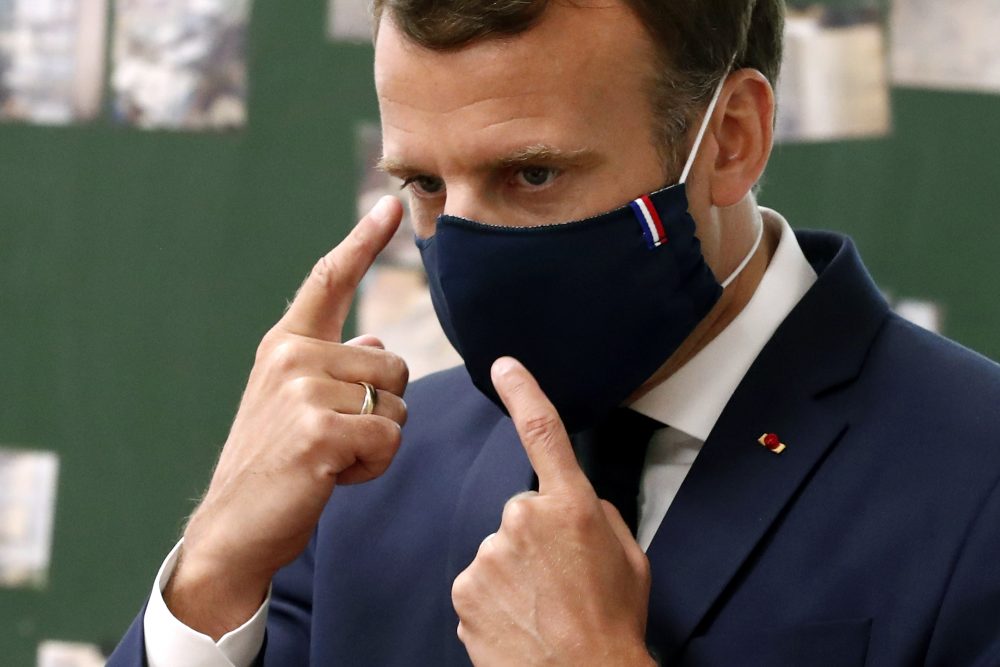 Virus_Outbreak_France_Mask_Surplus_99560