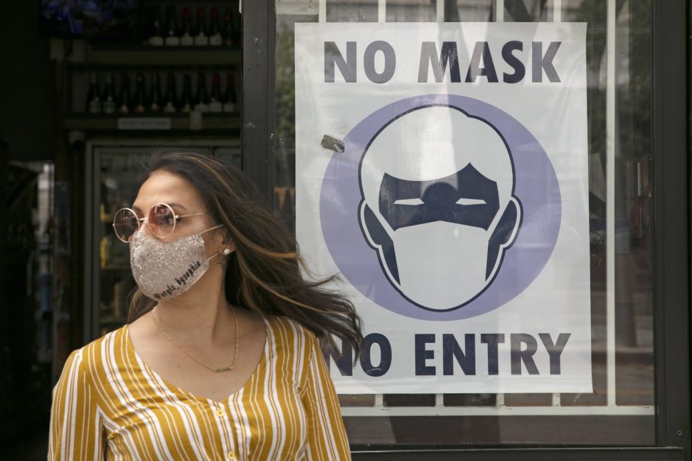 AP_Poll_Virus_Outbreak_Reopening_93856