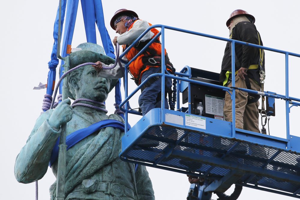 Racial_Injustice_Confederate_Monuments_44260