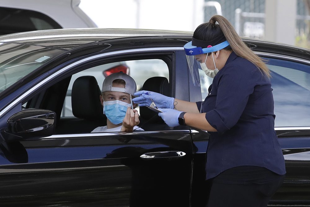 Virus_Outbreak_California_32840