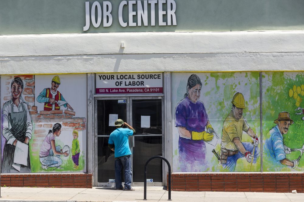 Virus_Outbreak_California_Unemployment_71176