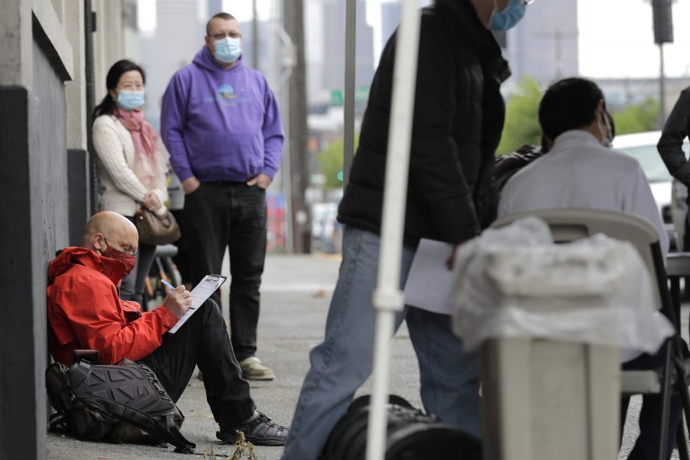 Virus_Outbreak_Economy_53694