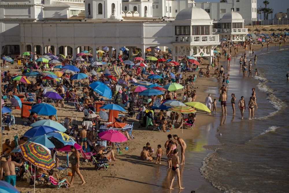 Virus_Outbreak_Spain_32440