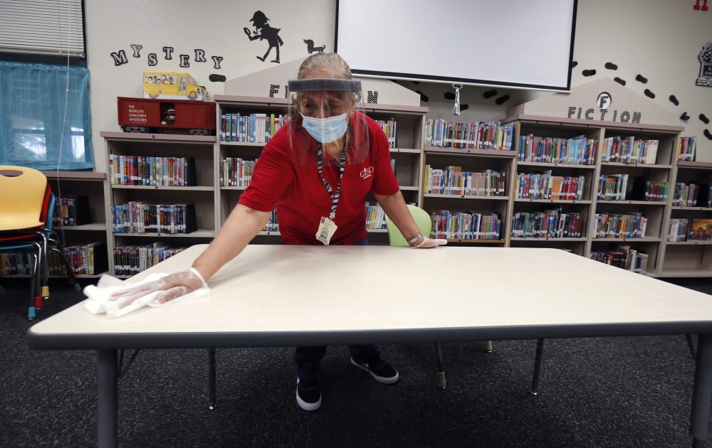 Virus_Outbreak_Texas_Schools_66499