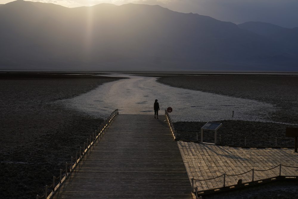 APTOPIX_Death_Valley_130_Degrees_53923