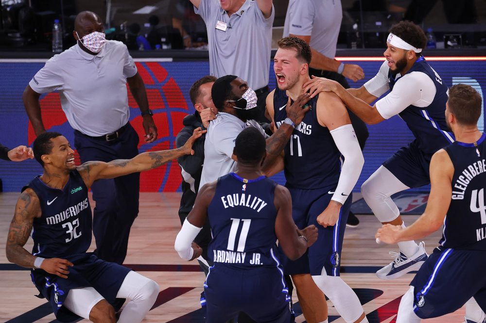 Clippers_Mavericks_Basketball_91795