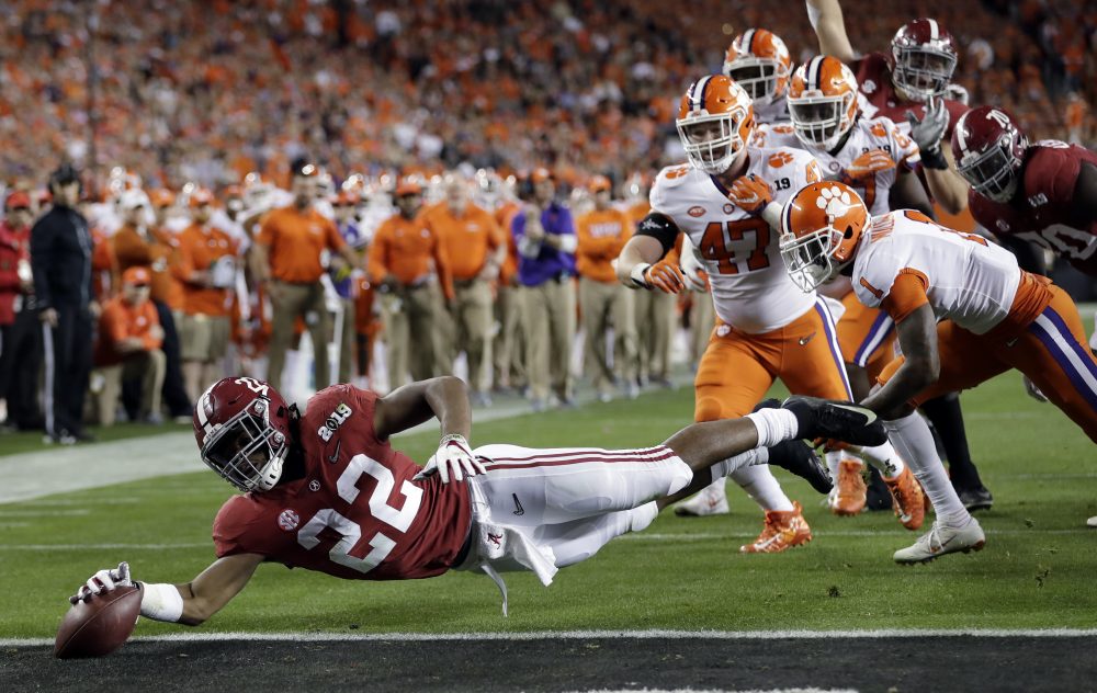 Virus_Outbreak_College_Sports_Football_78448