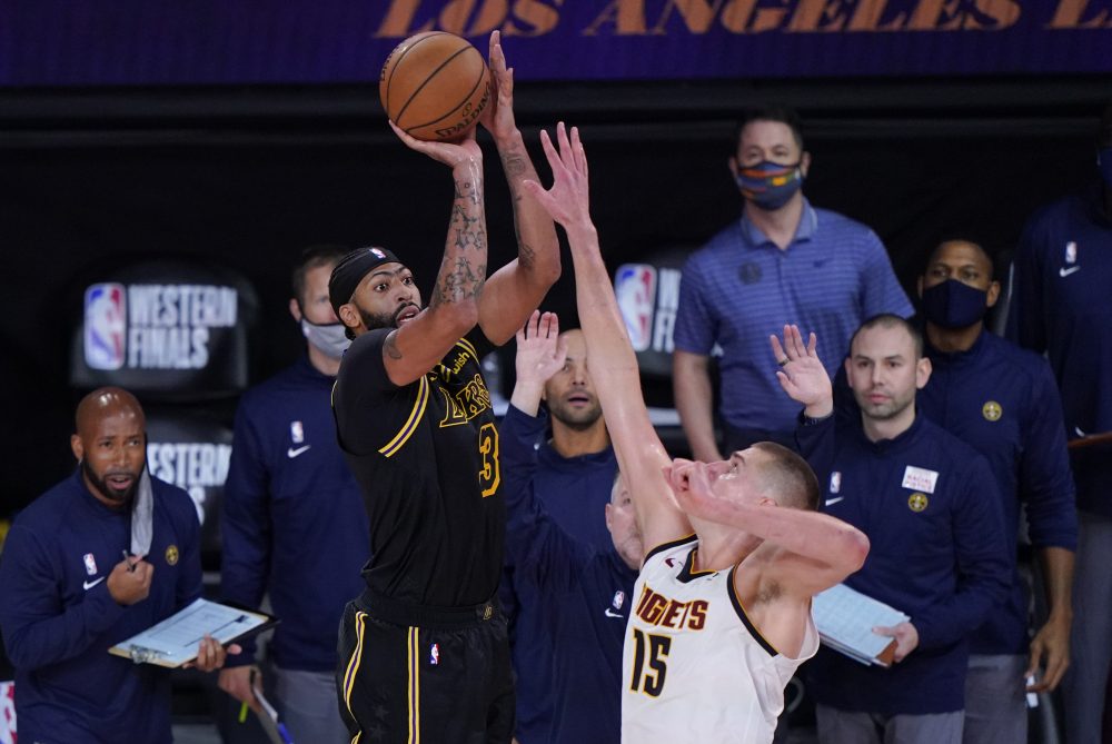 APTOPIX_Nuggets_Lakers_Basketball_65418