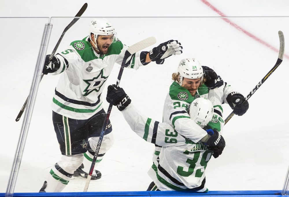 Stanley_Cup_Stars_Lightning_Hockey_20413