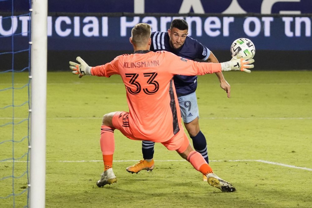 Jonathan Klinsmann, Lucas Cavallini