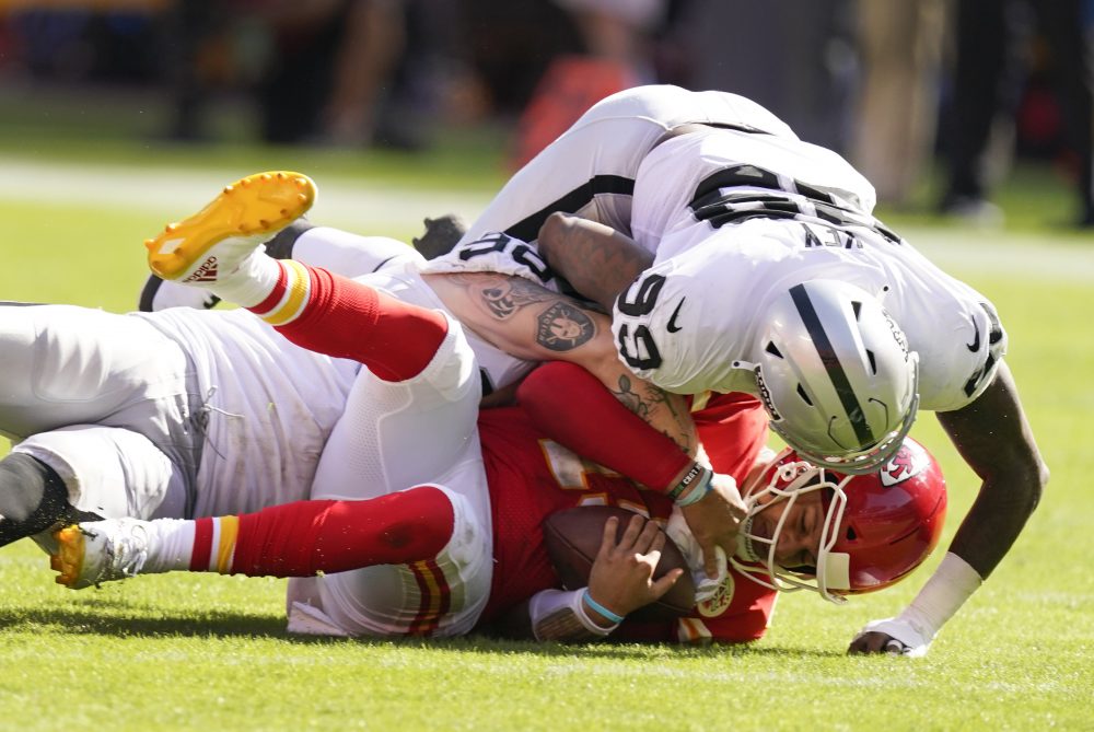Raiders_Chiefs_Football_13443