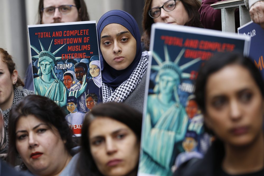 Refugees_in_Limbo_82527