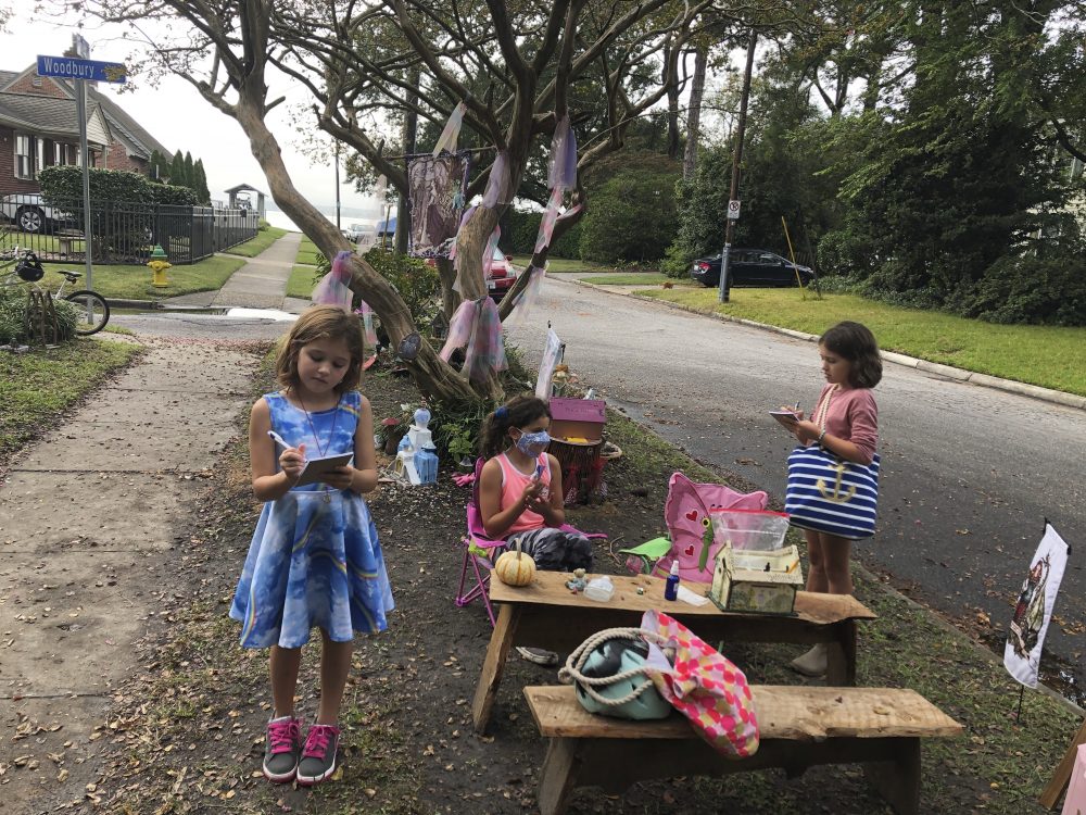 Cate Carroll, Mya Gebler, Soophie Carroll