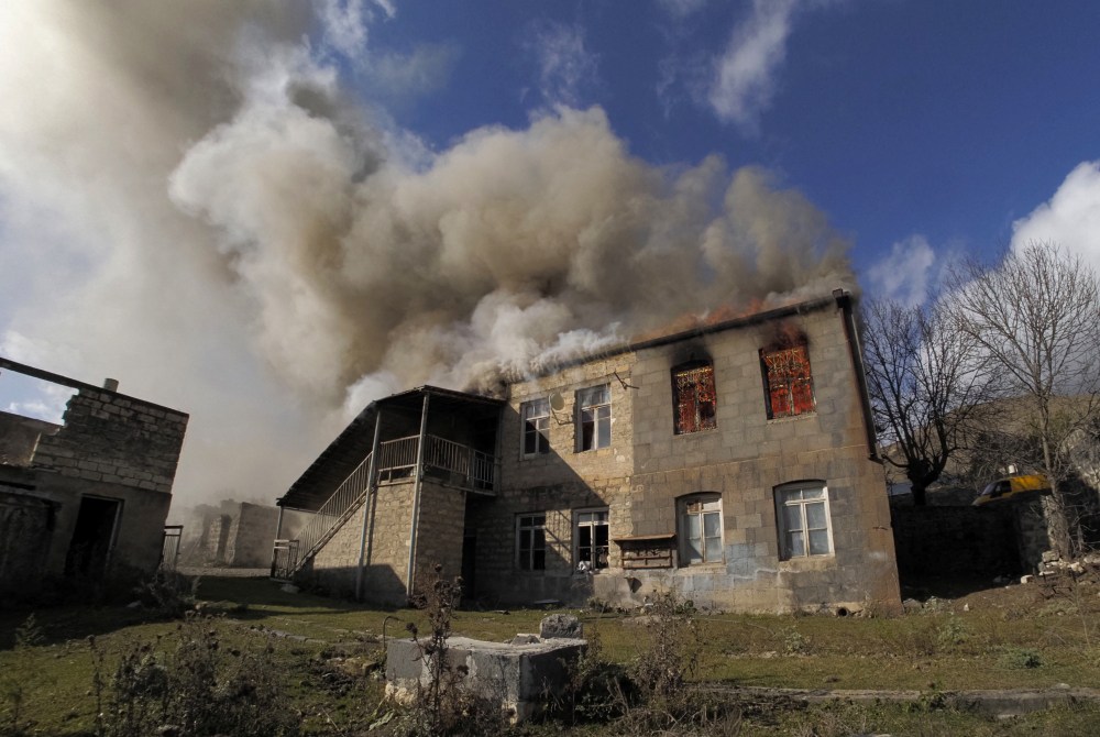 APTOPIX_Armenia_Azerbaijan_26714