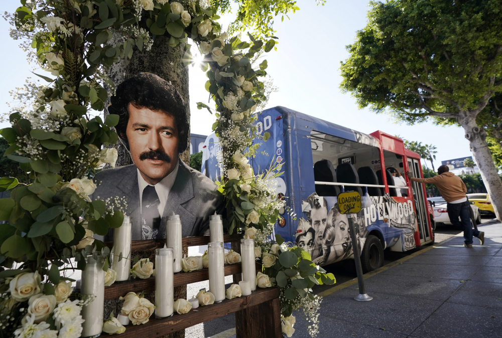 APTOPIX_Obit_Alex_Trebek_96930