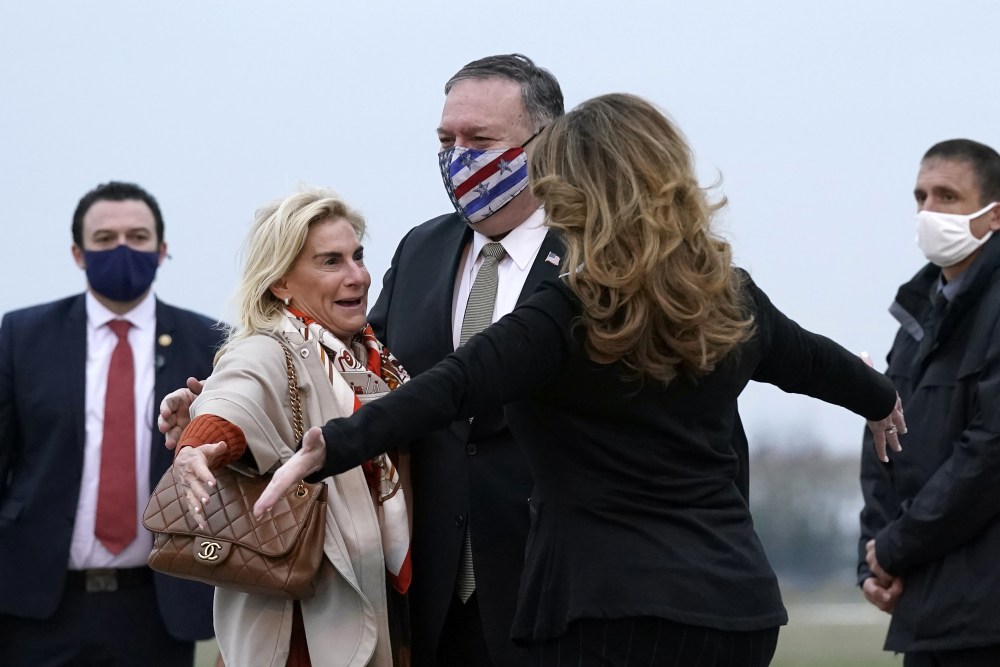 France_US_Pompeo_82464